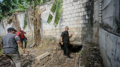 Pj Wali Kota Mojokerto Cek Kesiapan Tanggul dan Rumah Pompa Hadapi Musim Penghujan