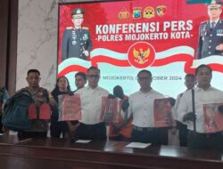 Dua Pria Asal Sulawesi Tertangkap Bobol Showroom Motor di Mojokerto
