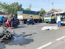 Kecelakaan di Balongbendo, Pemotor Asal Jombang Tewas Tabrak Mobil Calya