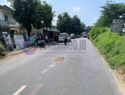 Hendak Menyalip, Pemotor Terjatuh dan Terlindas Truk di Mojokerto