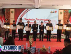 Hari Bhayangkara ke-79, Polisi Mojokerto Terima Penghargaan atas Dedikasi dan Prestasi