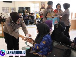 Layanan Humanis Polres Mojokerto Kota, Pemohon SKCK Dapat Camilan Gratis
