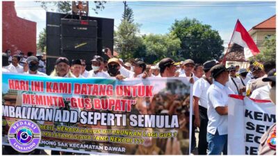 Alokasi Dana Desa Dipotong, Kantor Pemkab Mojokerto Dikepung Ratusan Kepala Desa dan Perangkat Desa