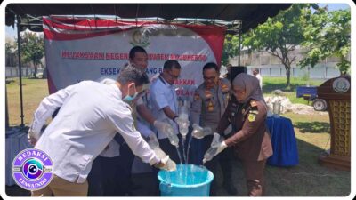 Kalapas Mojokerto Ikut Kawal Pemusnahan Barang Bukti Inkracht di Kejaksaan Negeri