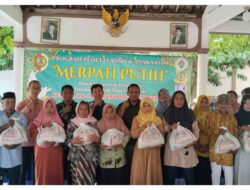 Bumdesma Jetis Sinergi Makmur dan OPK PPKM Salurkan Bantuan Sosial di Desa Kupang