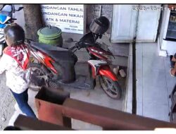 Pura-pura Belanja Alat Tulis, Sejoli Gasak Motor Pelajar di Mojokerto