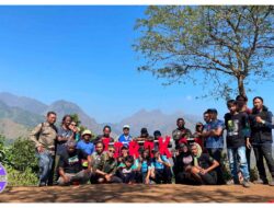 FMI Sidoarjo dan Decathlon Hijaukan Gunung Lorokan, Tanam Pohon hingga Pasang Jalur Pendakian