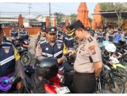 Kapolres Mojokerto Cek Kesiapan Bhabinkamtibmas, Pastikan Personel Siap Layani Masyarakat